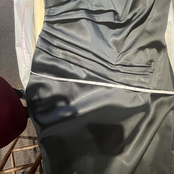 Formal luxury dress, black A line(bodycon) strapless fancy dress. - Picture 9 of 12